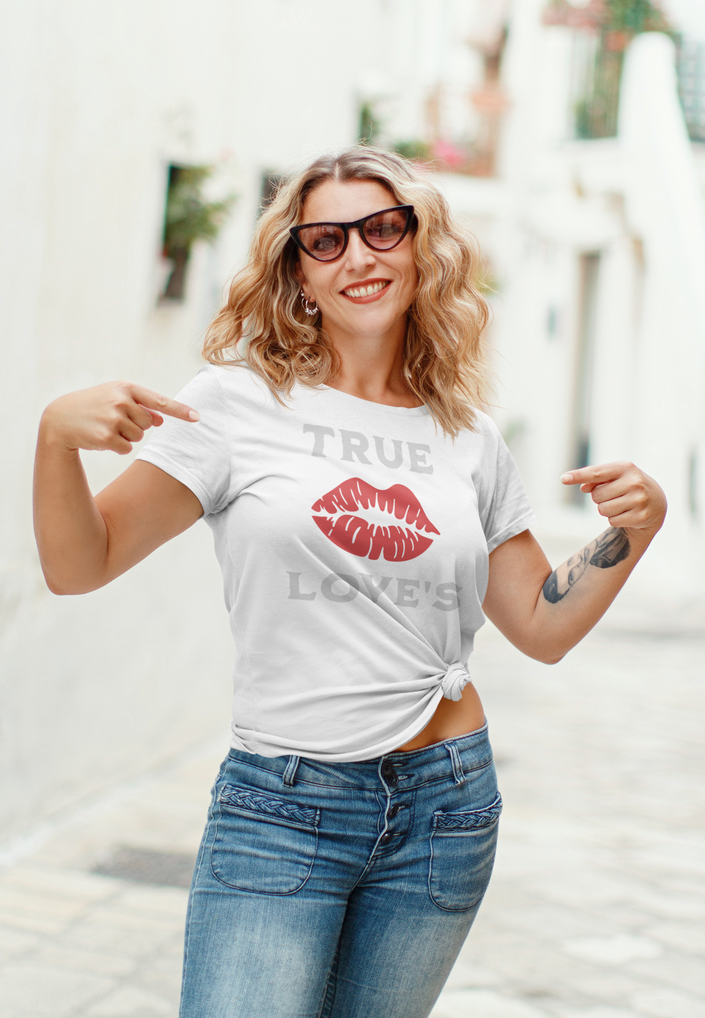 True Love's Kiss Women's Tee